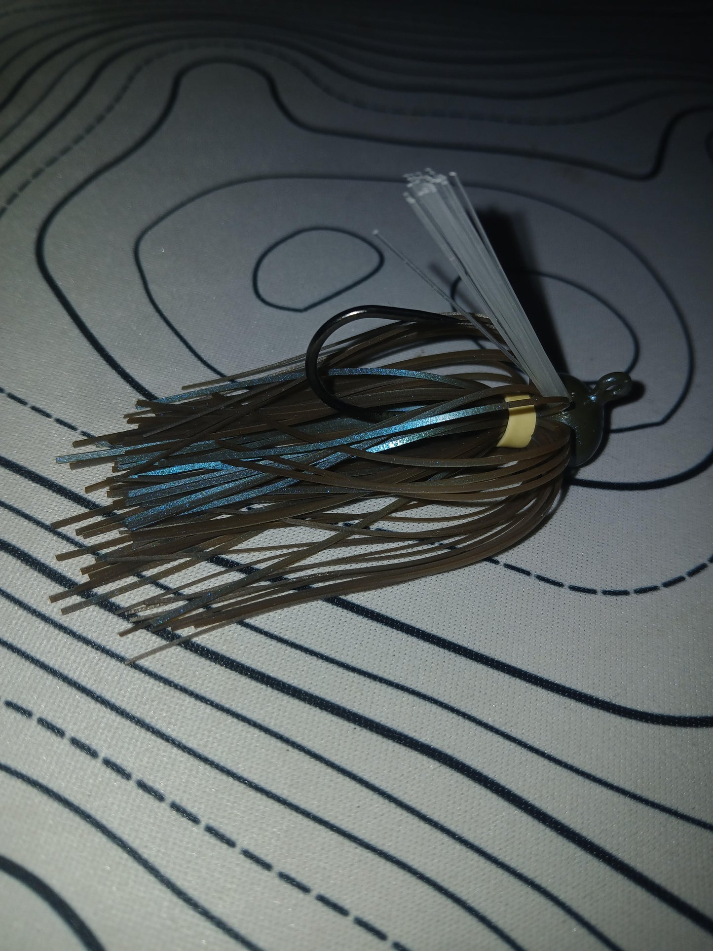Weedless Football Jig (1/2 oz)